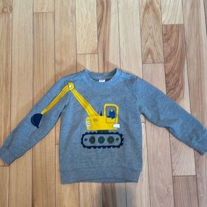 Carter’s 4T gray sweatshirt with cat driven excavator.